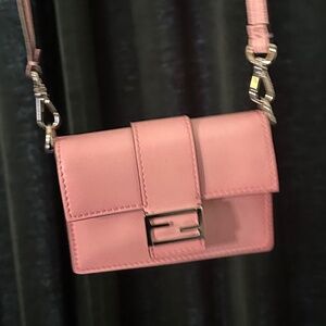 ❌ SOLD ❌ FENDI Baguette Micro (Pink)